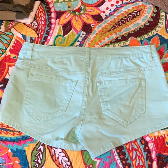 Short - Picture 3 of 3